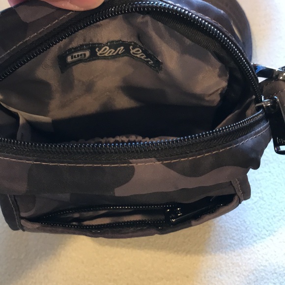 Lug can can green camo crossbody. - Picture 9 of 10